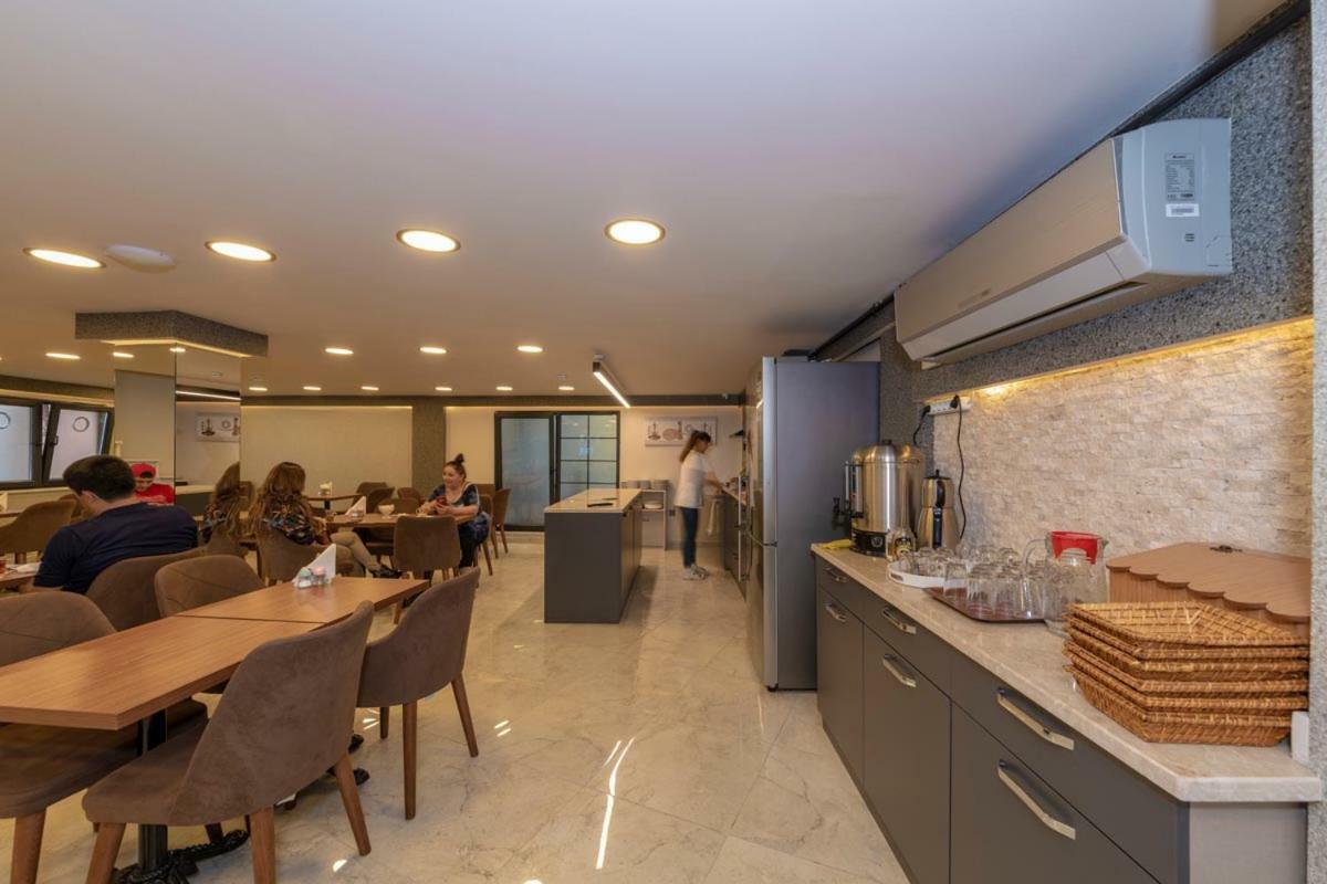 Grand Ahi Hotel Istanbul Exterior photo